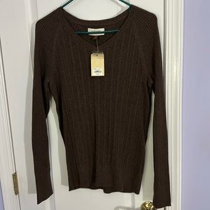 NWT brown sweater